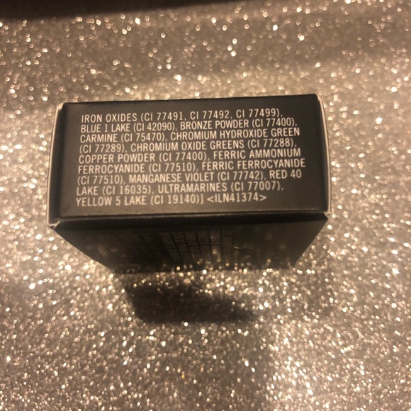 BNIB! MAC Satin Eyeshadow single in Natural Wilderness 👁 - Picture 8 of 8